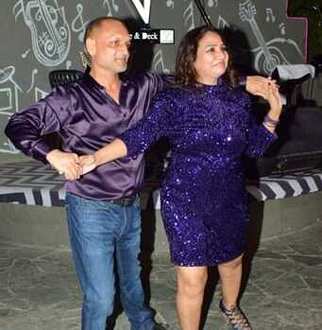 Bollywood Ace Choreographer Sandip Soparrkar Celebrates Dance Day At V Lounge Malad