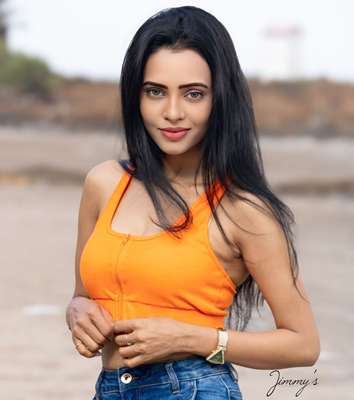 Actress Geet Shah Has Acted In Various Regional Films Including Gujarati, Punjabi, Hindi, Bhojpuri, Tamil And Telugu